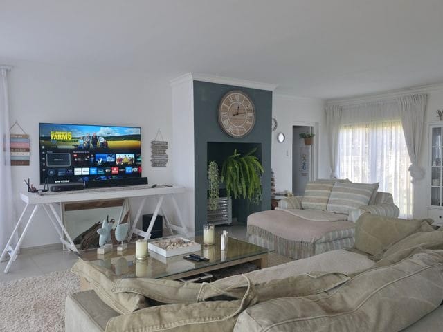 3 Bedroom Property for Sale in Wavecrest Eastern Cape